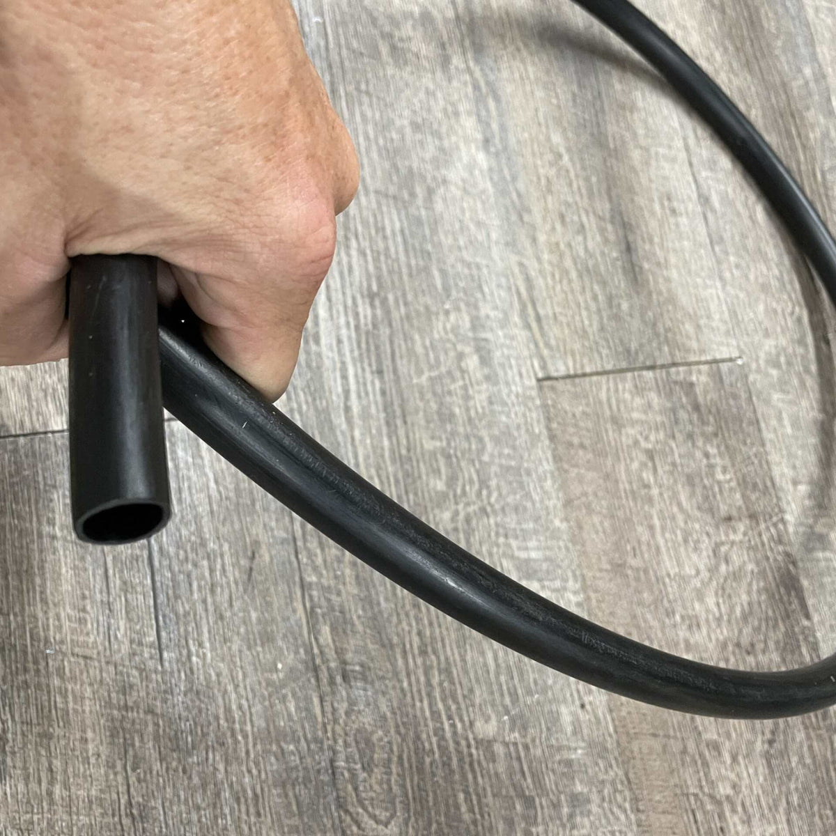 25' 1/2" Water Supply Line for Varden Systems