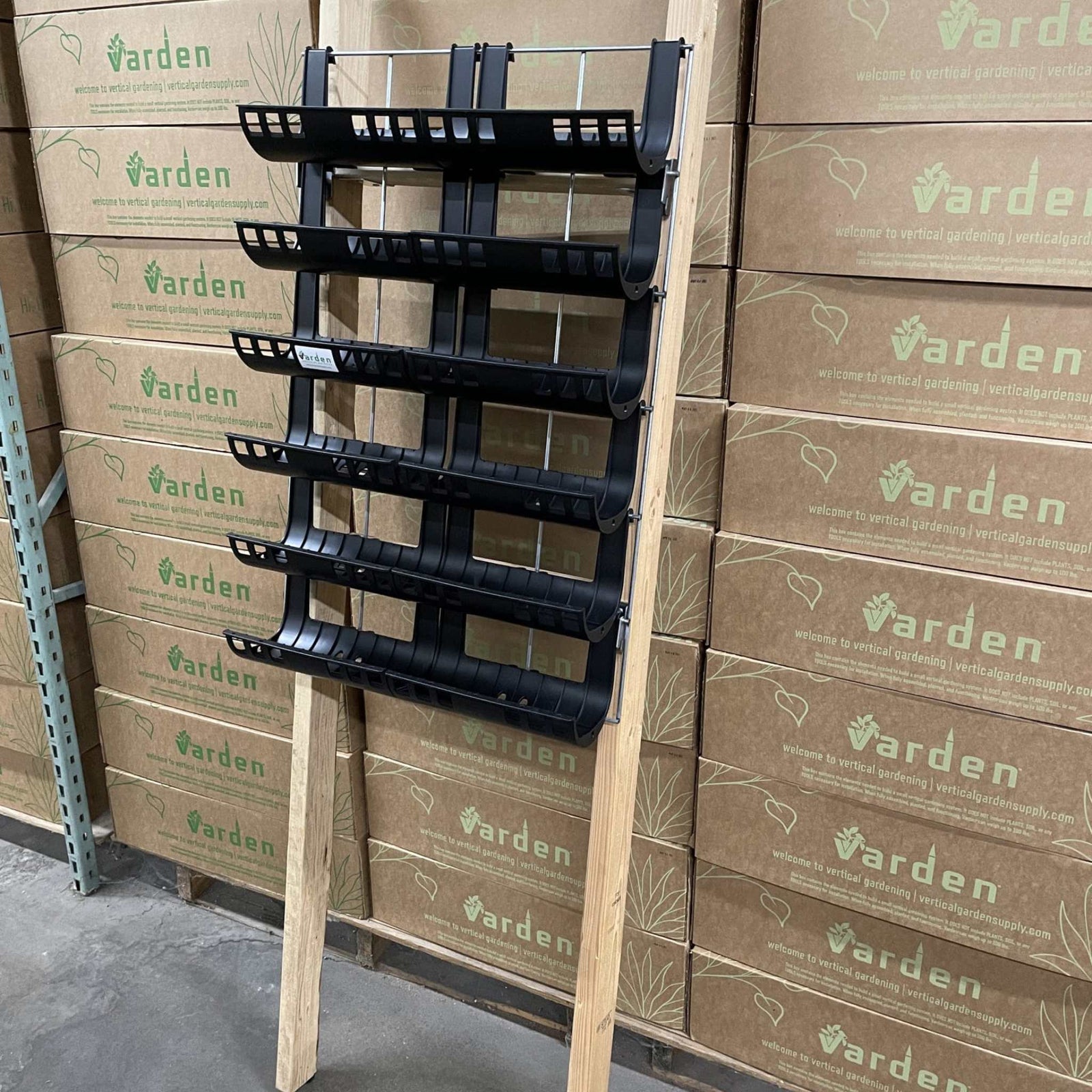 Diy Garden Stand Kit before adding vardensock or plants