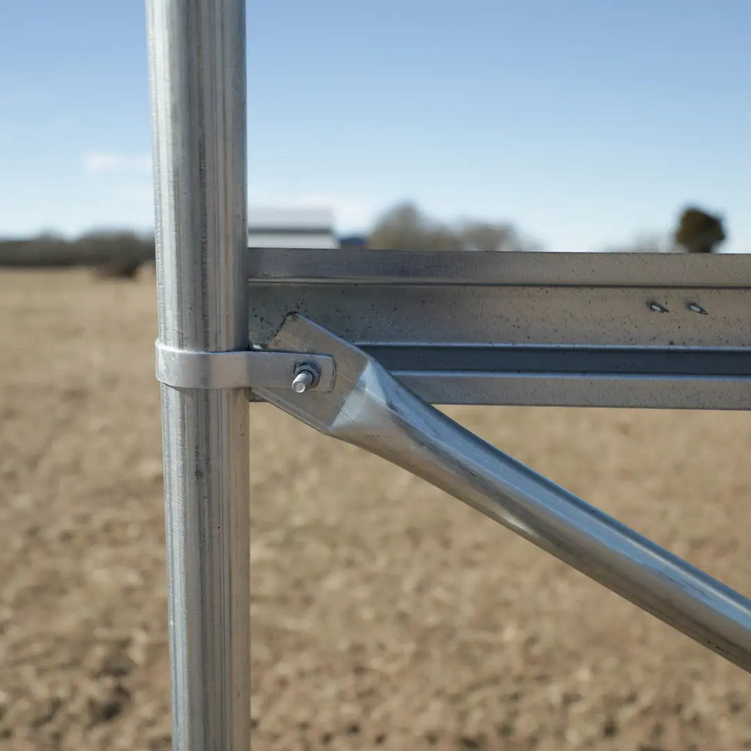 Corner Brace Attachment to hipboard on the inside of the hoop house.